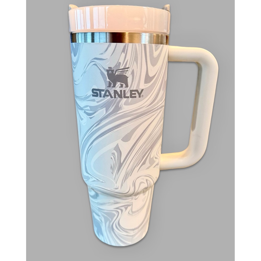 Stanley Quencher H2.0 FlowState 30 oz Polar Swirl Tumbler Marble EUC